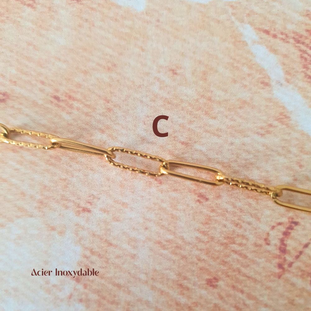 Colliers Personnalisés - Compose ton bijou sur mesure.