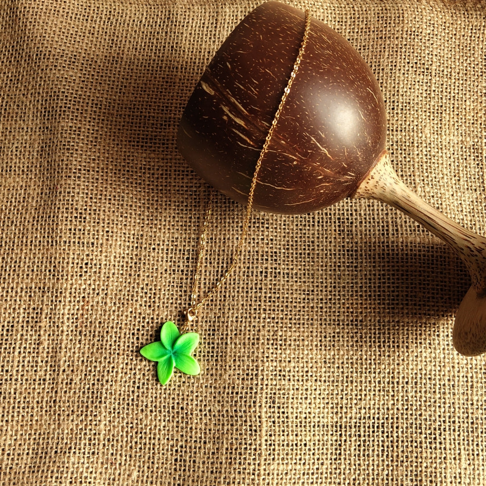 Collier frangipanier artisanal | 6 couleurs